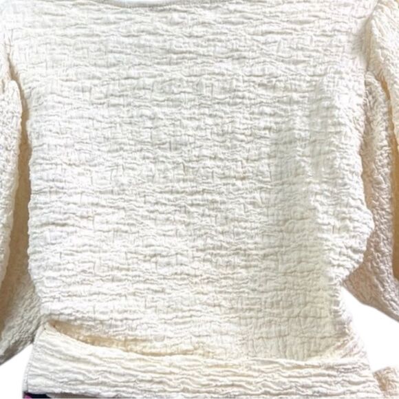 JULIANA’S Ivory V Neckline Wrap Top - Picture 3 of 11
